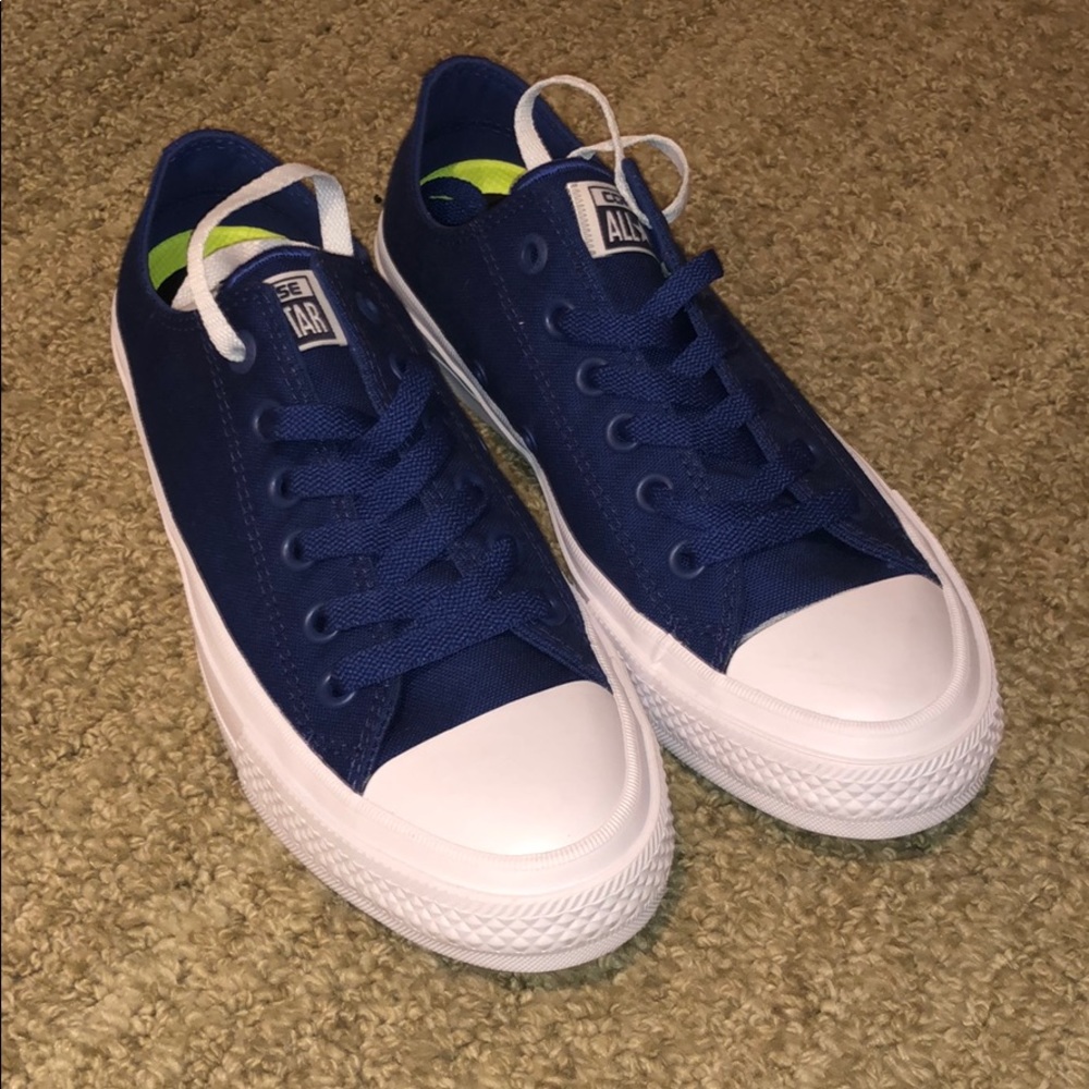 Royal blue converse
